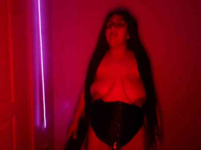 xXxEnMasCaraDosxXx webcam