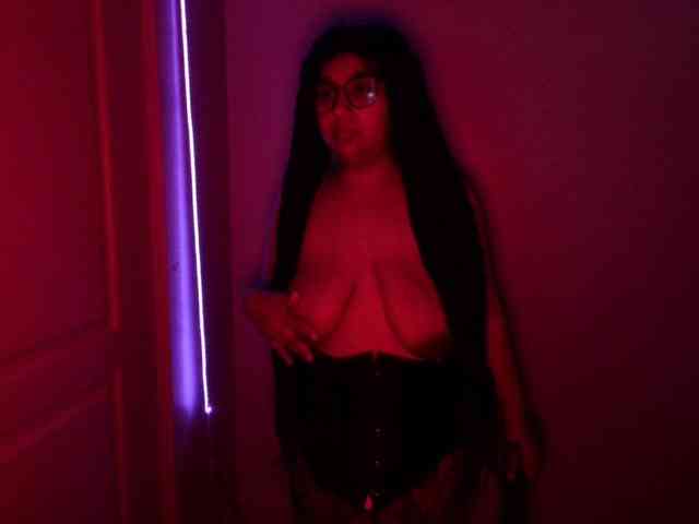 xXxEnMasCaraDosxXx webcam