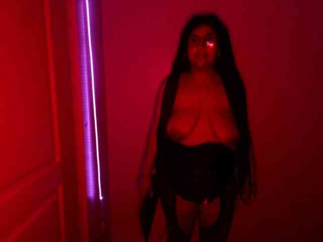 xXxEnMasCaraDosxXx webcam