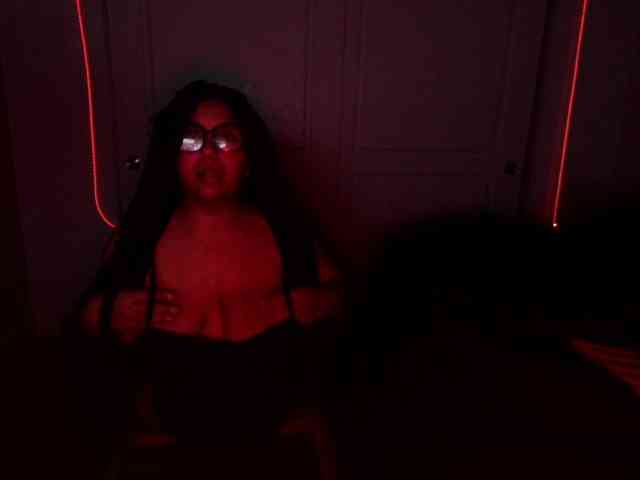 xXxEnMasCaraDosxXx webcam