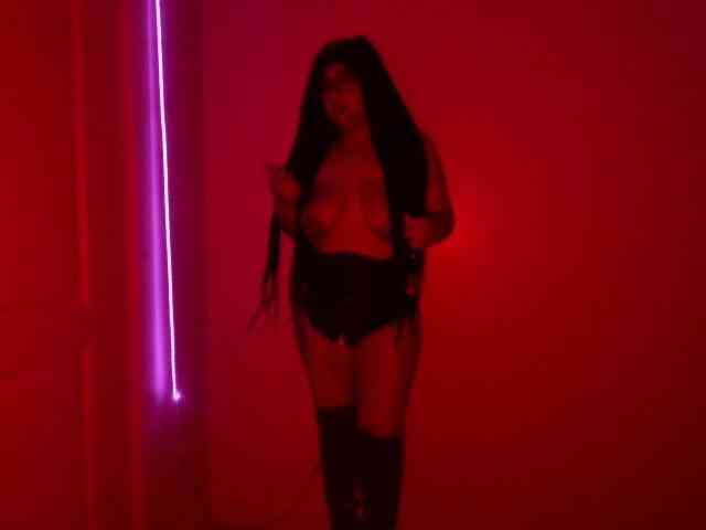 xXxEnMasCaraDosxXx webcam