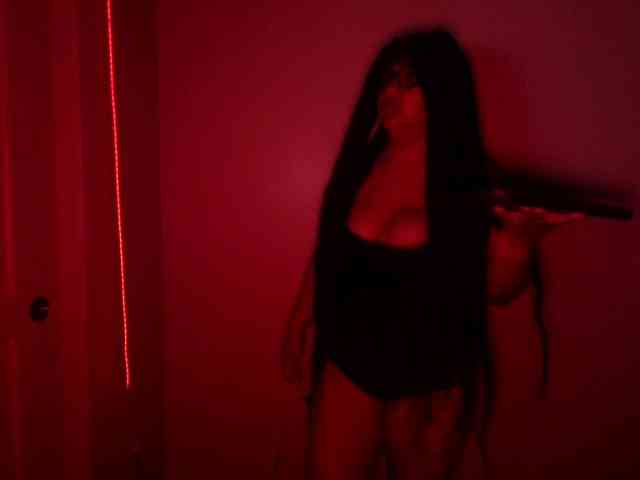 Model: xXxEnMasCaraDosxXx