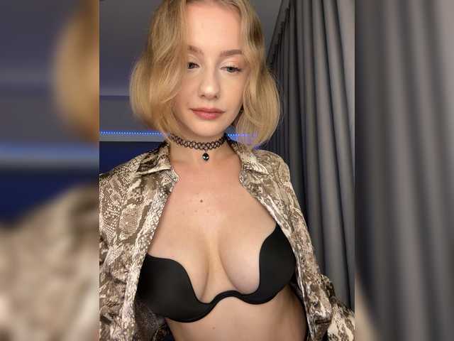 Annyyy live webcam show