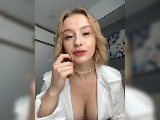 Annyyy live webcam show