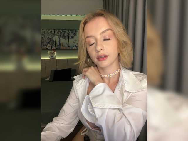 Annyyy live webcam show