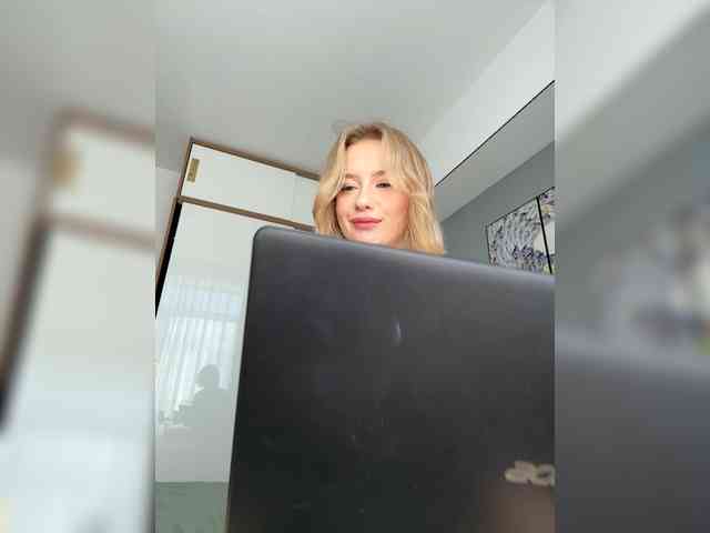 Annyyy webcam