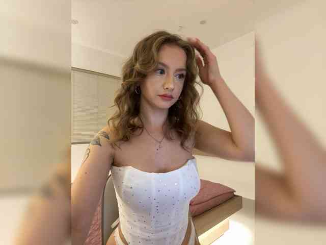 Model: Annyyy