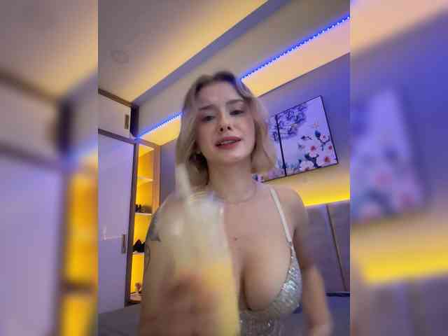 Annyyy webcam