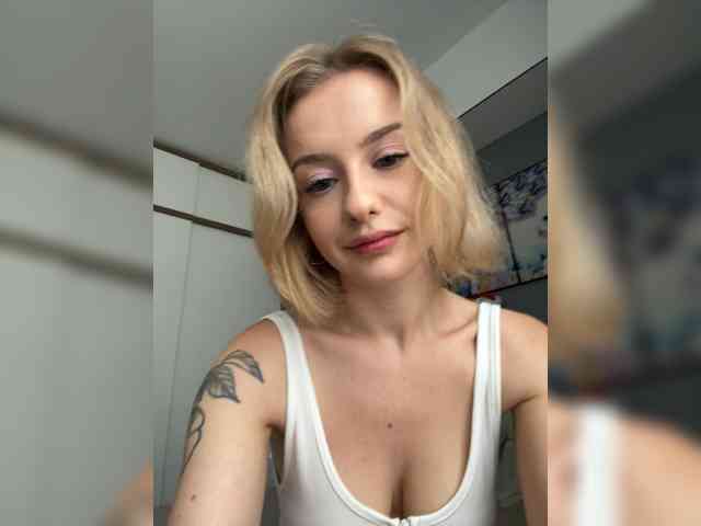 Annyyy webcam