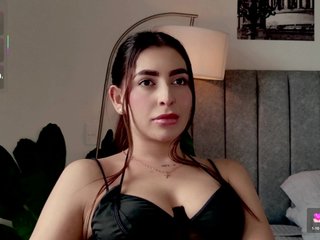 Caralella Porn Show