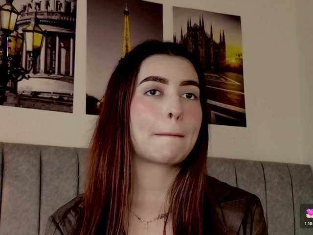 Caralella live cam on BongaCams