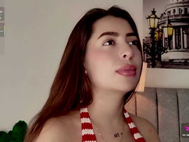 Caralella live cam on BongaCams