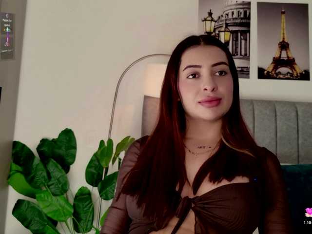 Caralella live cam on BongaCams