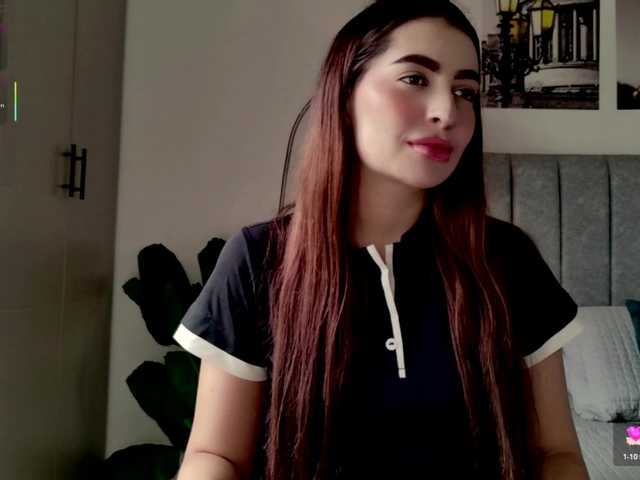 Caralella live cam on BongaCams