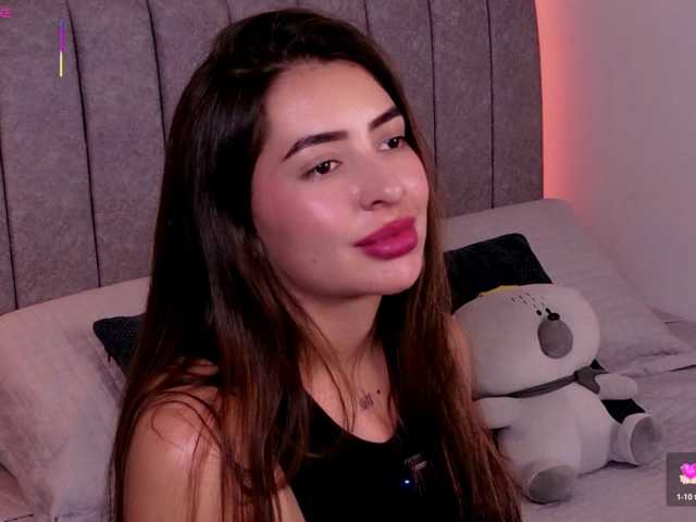 Caralella live cam on BongaCams