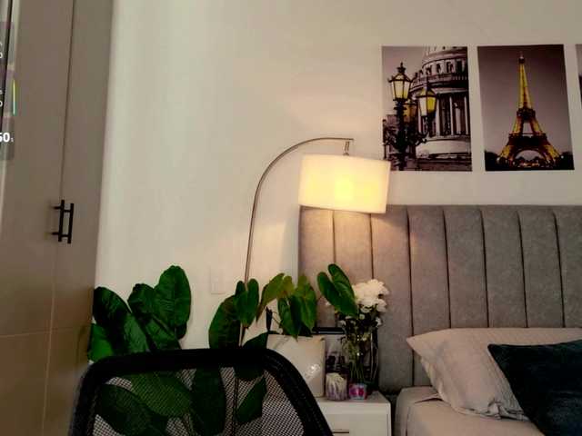 Caralella live cam on BongaCams