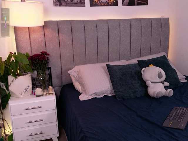 Caralella live cam on BongaCams