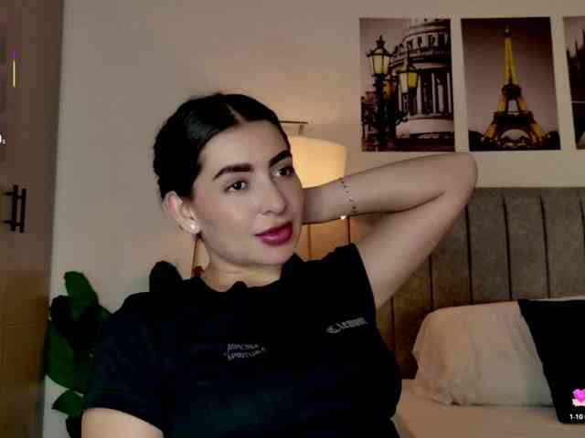 Caralella Live Webcam on BongaCams