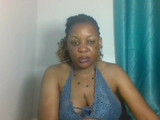 Prettyblackgal's Live Webcam
