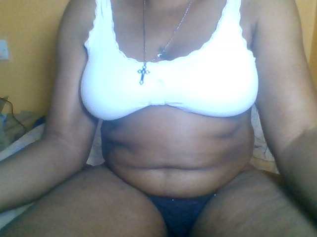 Prettyblackgal live cam on BongaCams