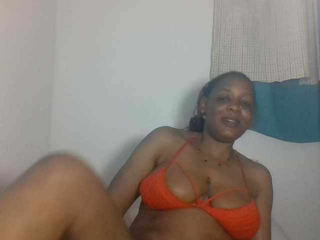 Prettyblackgal live cam preview