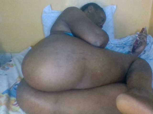 Prettyblackgal live webcam show