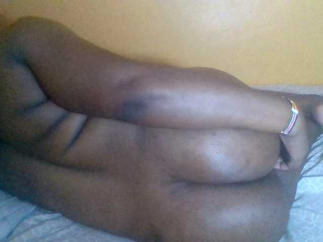 Prettyblackgal live cam on BongaCams