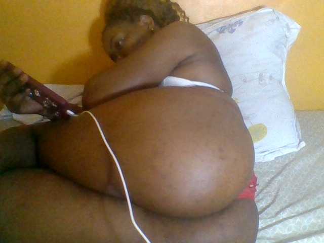 Prettyblackgal live cam on BongaCams