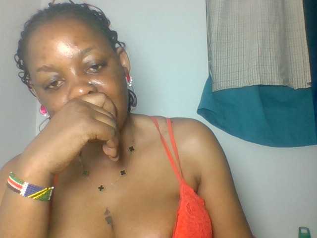 Prettyblackgal live cam on BongaCams