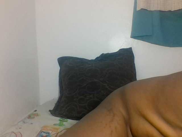 Prettyblackgal live cam preview