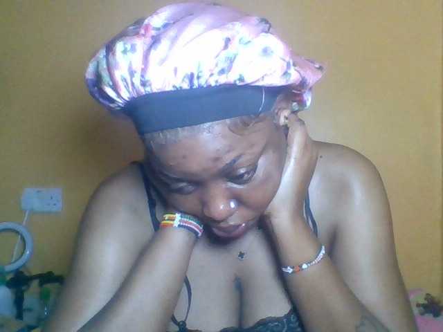 Prettyblackgal live cam on BongaCams