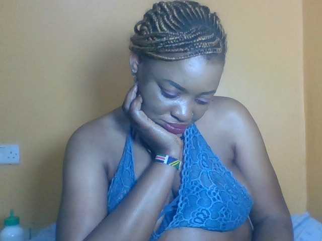 Prettyblackgal live cam on BongaCams