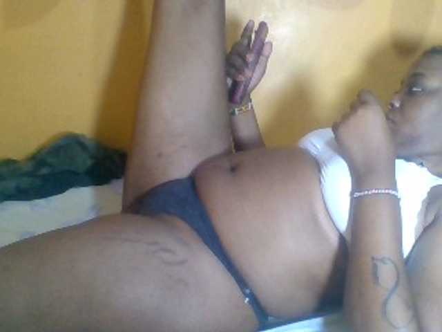 Prettyblackgal live cam on BongaCams