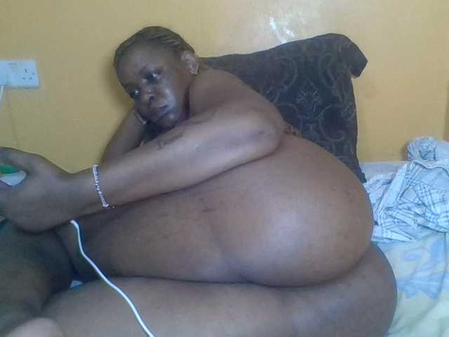 Prettyblackgal live cam on BongaCams