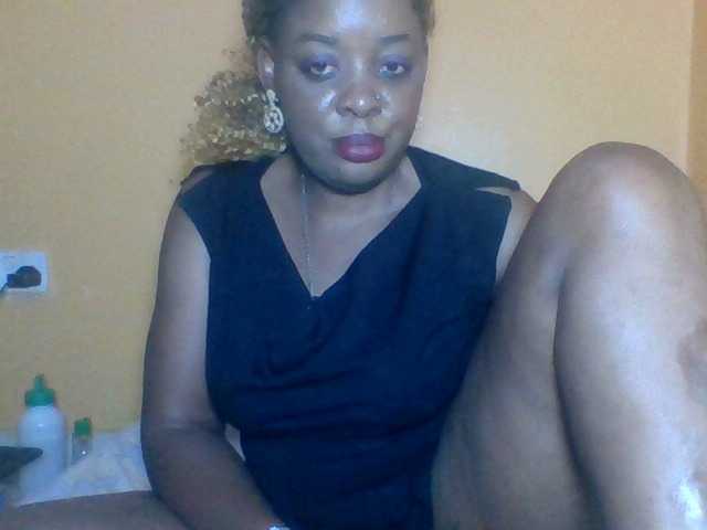 Prettyblackgal live cam on BongaCams