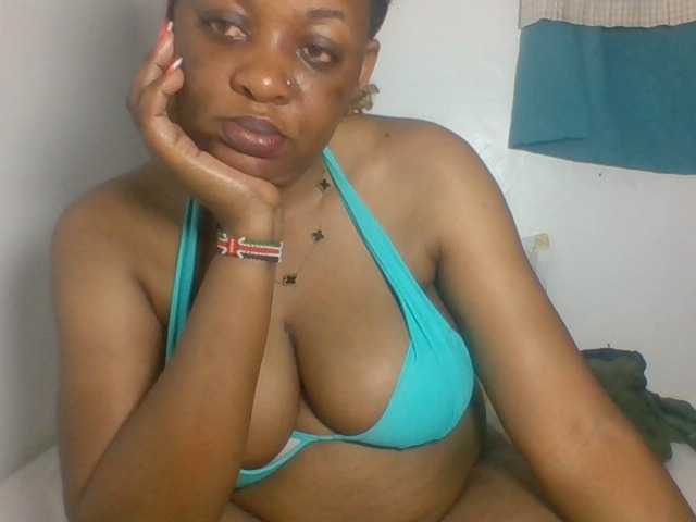Prettyblackgal live cam on BongaCams