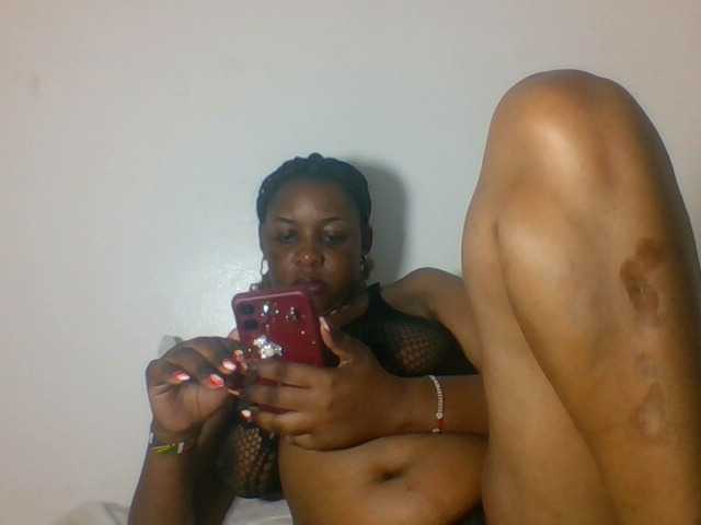 Prettyblackgal live cam