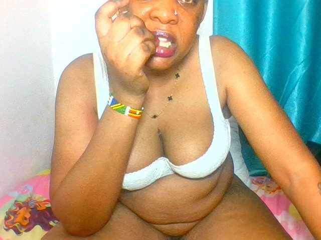 Prettyblackgal