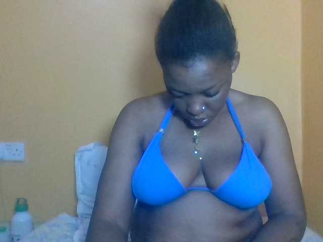 Prettyblackgal's BongaCams show and profile