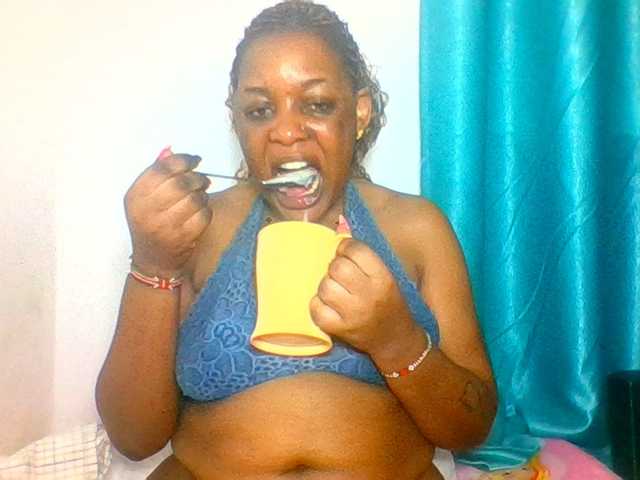 Prettyblackgal