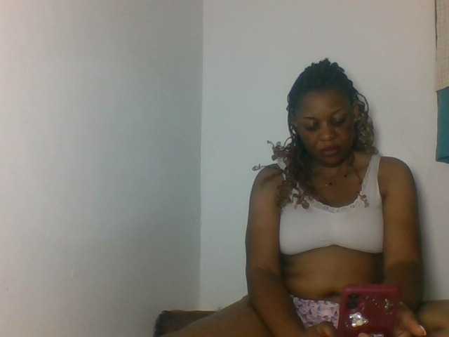 Prettyblackgal