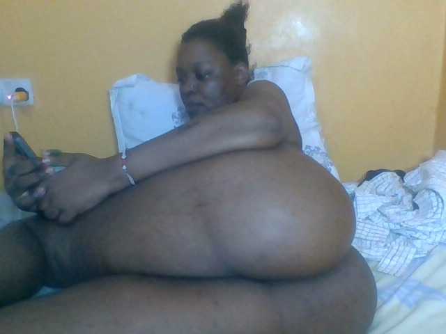 Prettyblackgal's BongaCams show and profile