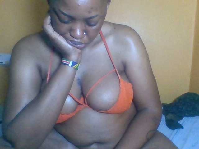Prettyblackgal live cam on BongaCams