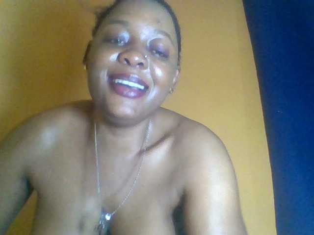 Prettyblackgal live cam on BongaCams