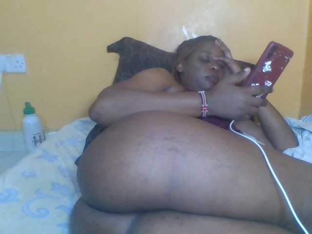 Prettyblackgal live cam on BongaCams