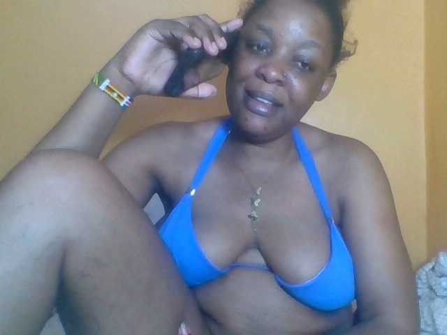 Prettyblackgal's BongaCams show and profile