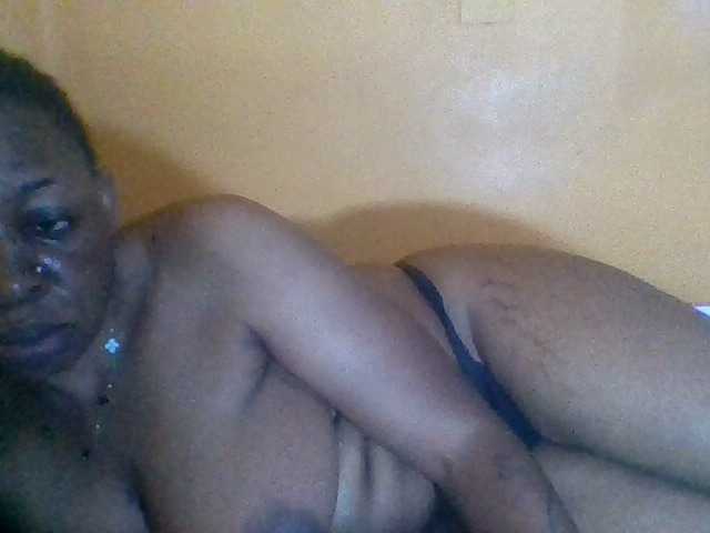 Prettyblackgal live webcam show