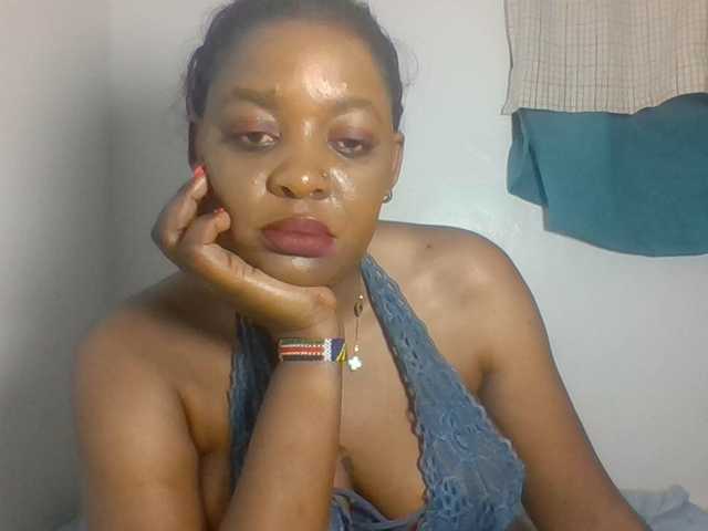 Prettyblackgal live cam on BongaCams