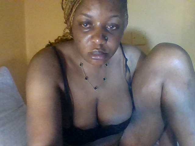Prettyblackgal live cam on BongaCams
