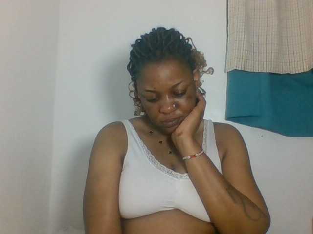 Prettyblackgal live cam on BongaCams